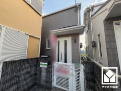 落ち着いた色合いと品のあるデザイン。帰るたびに安心感を感じられる佇まい。