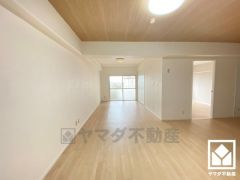 自然光を取り込む、開放感あふれる暮らし。隅々まで光が降り注ぎ、明るく心地の良い空間。