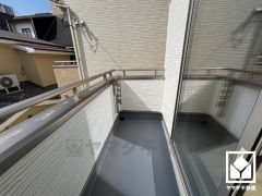 南向きバルコニーで陽当たり、風通し良好。たっぷりの洗濯物も気持ちよく乾きます。