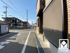 エアコン付きなので、お引越し直後から快適にお過ごしいただけます。（残置物です。撤去をご希望の場合はご相談ください）