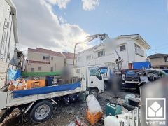 開発分譲地ですので区画の整った街並みです。同じ時期に生活をスタートするご家族が多いため、困ったときにも心強いですね。