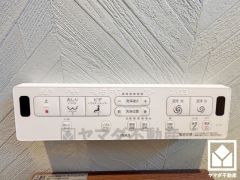 温水洗浄便座付きで、季節を問わずいつでも温かい便座をお使いいただけます。