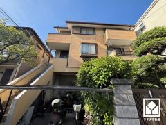 7SLDKで部屋数が多く、用途やライフスタイルの変化に合わせやすい間取りです。