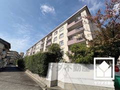 3沿線利用可能で、毎日の通勤・通学だけでなく、休日のお出かけまで利便性に優れています。