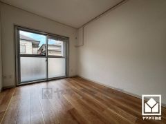 自然光を取り込む、開放感あふれる暮らし。隅々まで光が降り注ぎ、明るく心地の良い空間。