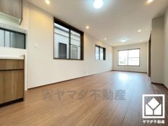 家族の集まるリビングはゆとりと安らぎある広々空間