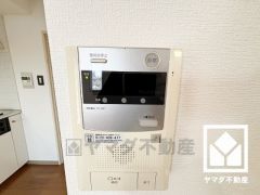 ボタン1つで自動でお湯張りができるオートバス機能付き。