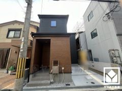 洗練されたデザインと堅牢な造り。美しさと安心を兼ね備えた、心地よい住まい。