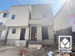 キッチンは対面式なのでお料理中でもお子様の様子が分かって安心です。