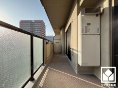 南向きバルコニーで陽当たり、風通し良好。たっぷりの洗濯物も気持ちよく乾きます。