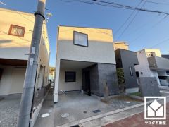 緑豊かな武庫川が徒歩圏内。川沿いには遊歩道やサイクリングロードなども整備されており、四季折々の景色を楽しみながらお散歩やサイクリング・ジョギングなどの運動ができる住環境です。