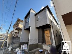 JR東海道本線「甲子園口」駅まで徒歩約19分、阪急電鉄神戸線「武庫之荘」駅まで徒歩約22分の立地。