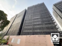 白を基調とした清潔感のある色合いと品のあるデザイン。帰るたびに安心感を感じられる佇まい。