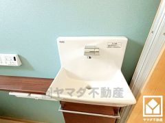 トイレが1階と2階にあるので、朝の忙しい時間にも混雑せず快適です。