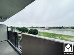 阪神電鉄本線・武庫川線「武庫川」駅まで徒歩約17分の立地で、2沿線利用可能で、毎日の通勤・通学だけでなく、休日のお出かけまで利便性に優れています。