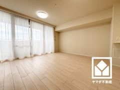 自然光を取り込む、開放感あふれる暮らし。隅々まで光が降り注ぎ、明るく心地の良い空間。