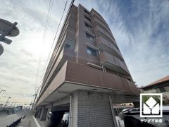 浴室は追い炊き機能付きなので、いつでも温かいお風呂に入ることができます。