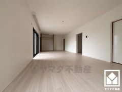 自然光を取り込む、開放感あふれる暮らし。隅々まで光が降り注ぎ、明るく心地の良い空間。