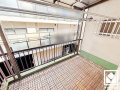 奥行きがあり広々としているため、お洗濯物をたっぷりと干す事ができます。