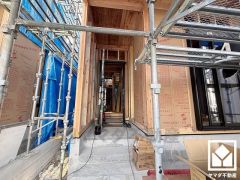 全居室に窓がございます。明るい陽光がたっぷり差し込む心地よい生活空間です。