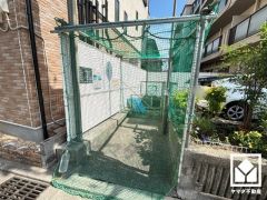 清潔なゴミ出し場で気持ち良くお使い頂けます。