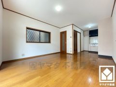 約13帖のLDK。一家団欒の時間が増えそうですね。