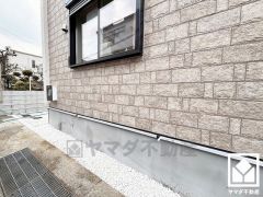 「鳴尾東小学校」まで徒歩9分。低学年のお子様も安心して通学していただけます。