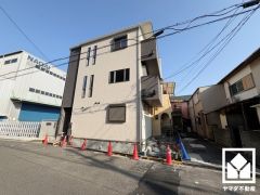 洗練されたデザインと堅牢な造り。美しさと安心を兼ね備えた、心地よい住まい。