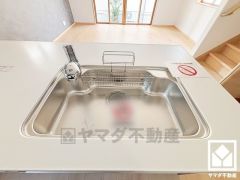 清潔感あふれるシンクで、毎日を気持ちよくスタート。