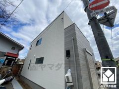 南向きバルコニーで陽当たり、風通し良好。たっぷりの洗濯物も気持ちよく乾きます。