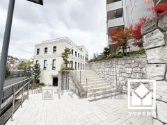 阪急電鉄甲陽線「甲陽園」駅まで徒歩約14分の立地。毎日の通勤・通学だけでなく、休日のお出かけまで利便性に優れています。