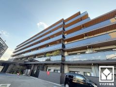 大切なペットと一緒に暮らせる住まいです（規約制限有）。共用部分にペット足洗い場もございます。