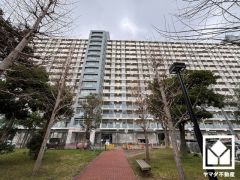 洗練されたデザインと堅牢な造り。美しさと安心を兼ね備えた、心地よい住まい。