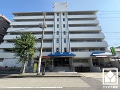 白を基調とした清潔感のある外観。帰るたびに安心感を感じられる佇まい。