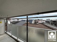 広々としているため、お洗濯物をたっぷりと干す事ができます。