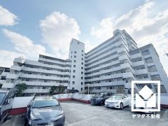 雨の日の洗濯や花粉・ウイルス対策にもお使いいただける浴室乾燥機付き。