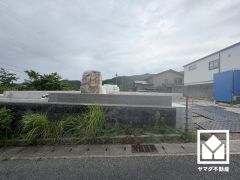 3口コンロで焼く、蒸す、煮るの工程を同時進行で進めることができます。
