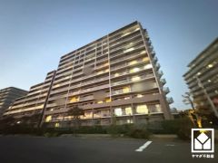 2021年リフォーム済の大変綺麗なお部屋です。