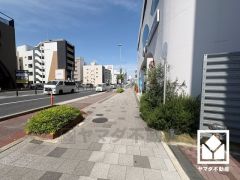 スムーズな移動を叶えるエレベーターもございます。忙しい朝も快適に、ストレスフリーな暮らしをサポート。