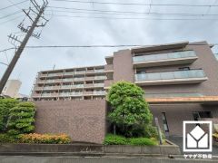 落ち着いた色合いと品のあるデザイン。帰るたびに安心感を感じられる佇まい。