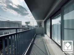 バルコニーが2か所ございますので、お洗濯物をたっぷりと干す事ができます。