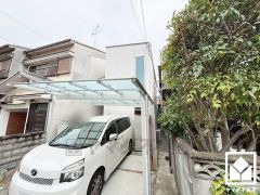 タイヤのブランコや動物のオブジェなどユニークな遊具が豊富な「西難波公園」まで徒歩2分。公園の一角に交番があり、安心してお子さまが遊べるため、子育て世帯の方にもお勧めです。