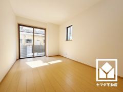 クローゼット付きの洋室としてもお使いいただけます。独立したお部屋なのでプライベートな時間をゆったり過ごせそうです。