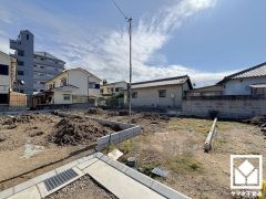 断熱・防音性の高い複層ガラスを採用し、冷暖房効率を高めながら、静かな環境で落ち着いた生活をお送りいただけます。