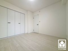 明るく開放的な洋室で、快適な生活を。