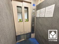 トランクルーム付き。アウトドア用品や季節の荷物もしっかり収納できます。