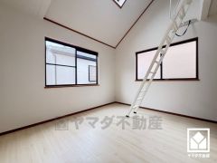 全居室に窓がございます。明るい陽光がたっぷり差し込む心地よい生活空間です。