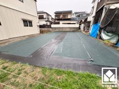 南側接道のため、陽当たりの良い立地です。