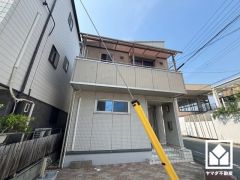 白を基調とした清潔感のある外観。帰るたびに安心感を感じられる佇まい。