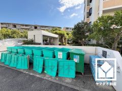 綺麗に整備されたゴミ出し場で気持ち良くお使い頂けます。